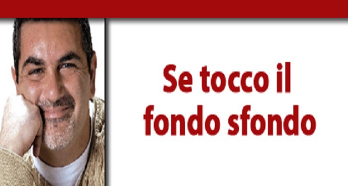 Se tocco il fondo sfondo di Simone Schettino