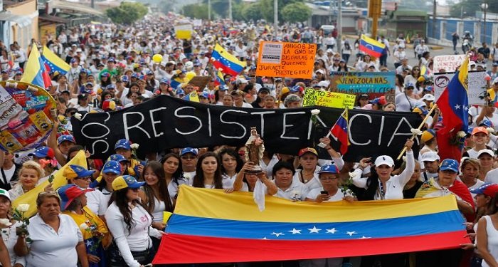 Il Venezuela sull’orlo del baratro evi