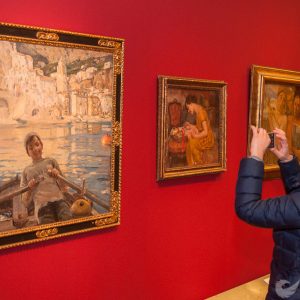 Sgarbi inaugura "i Tesori nascosti" mostra alla Pietrasanta