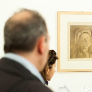 Lo sguardo di tre fotografe al Museo Pignatelli con L'arte del femminile