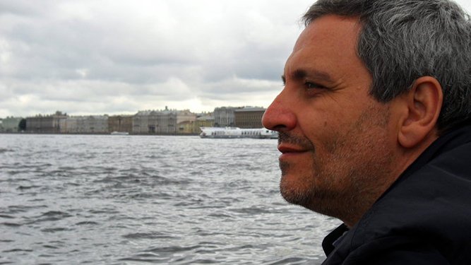 Scrittori che raccontano Napoli: intervista a Maurizio De Giovanni