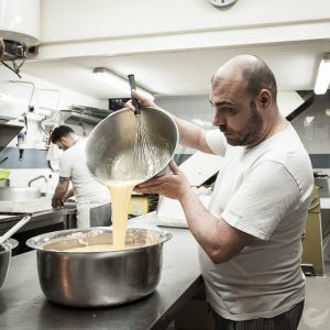 Pastiera napoletana: la regina della Pasqua dei fratelli Calemma