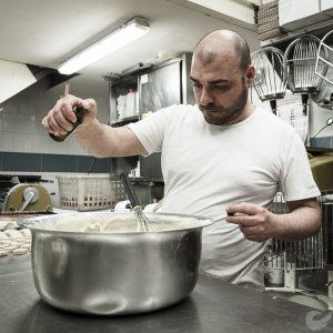 Pastiera napoletana: la regina della Pasqua dei fratelli Calemma