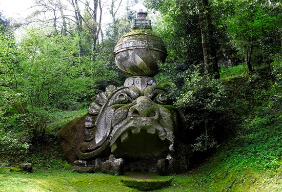 Il bosco dei mostri di Bomarzo, una meravigliosa attrazione turistica