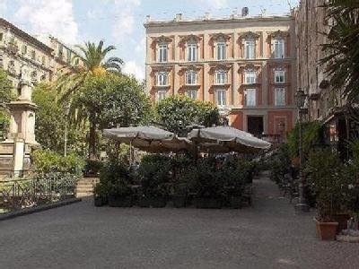 Scoprire Napoli giocando: caccia al tesoro al centro storico