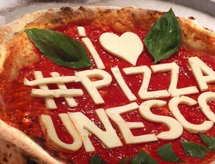 Pizza napoletana patrimonio Unesco e ottava meraviglia italiana