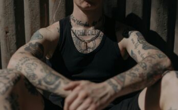 Tatuaggi dispari: perché portano fortuna?