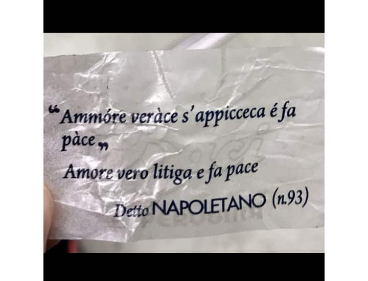 Frasi d'amore in napoletano