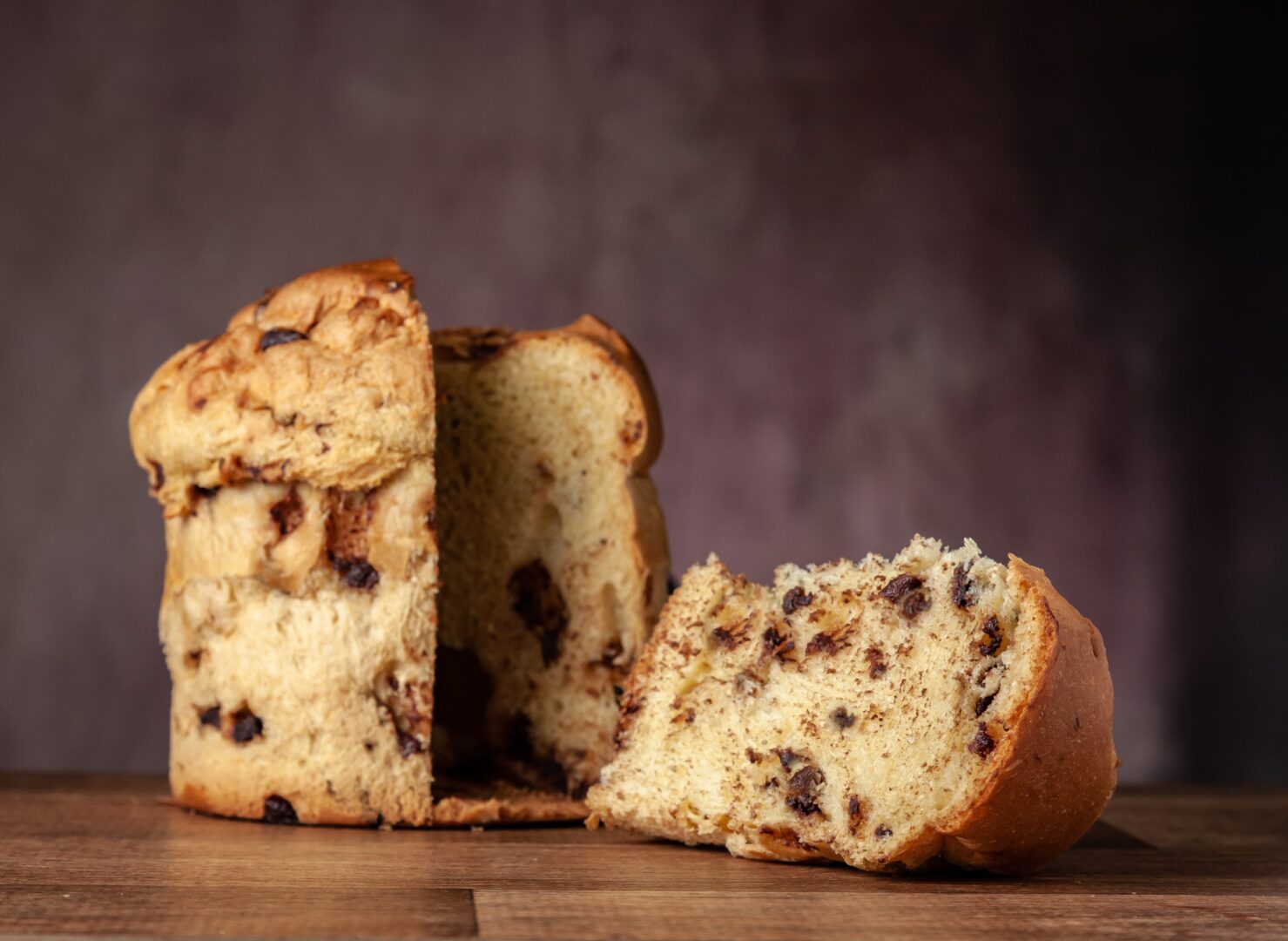 Differenze tra il panettone e il pandoro, quali sono?