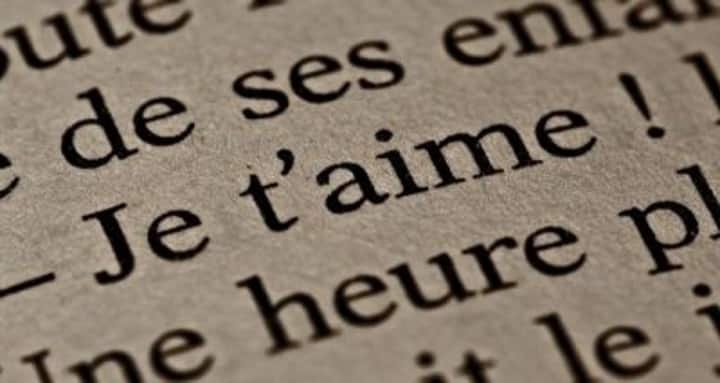 Frasi d'amore in francese : parole attraverso la lingua del romanticismo