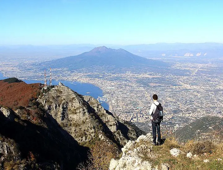 Monte Faito: storia e curiosità del gigante affacciato sul mare