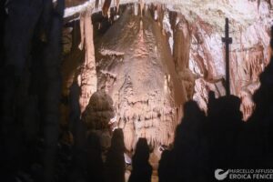 Le Grotte di Postumia e Castello di Predjama, meraviglie slovene