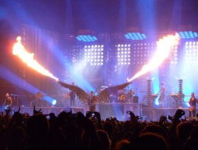 I Rammstein in concerto nel 2010 al Madison Square Garden
