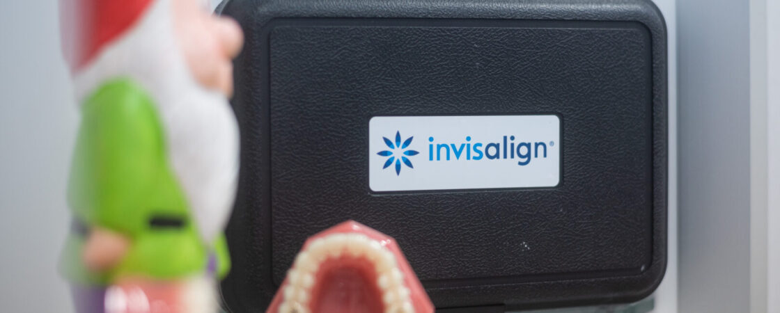 Invisalign alla Odontoiatrica Bernini Clinic | Vomero