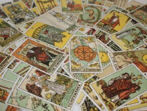 Pratiche divinatorie, arti divinatorie : tipologie e caratteristiche