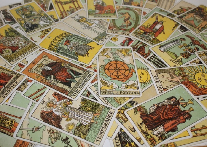 Pratiche divinatorie, arti divinatorie : tipologie e caratteristiche