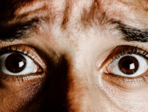 Perdere i denti nei propri sogni, cosa significa?