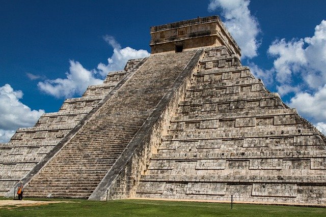 La cosmologia degli aztechi