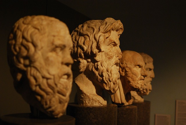 La scuola cirenaica e scuola epicurea: ideologie e differenze