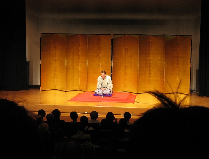 Il rakugo: il teatro giapponese del singolo attore