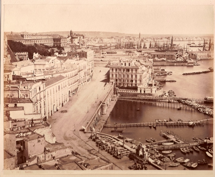 Che fine ha fatto il castro luculliano di Napoli?