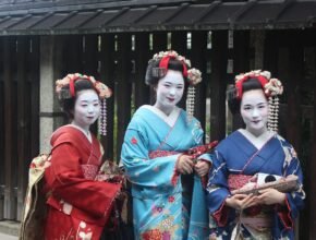 la figura della geisha