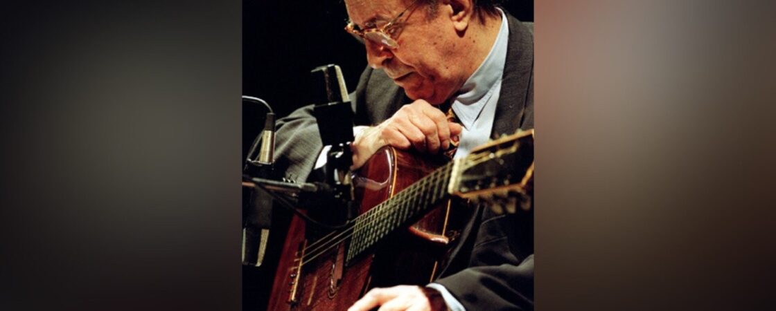 Joao Gilberto il cantante brasiliano che ha fatto la storia