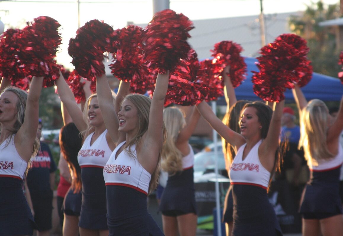 Cheerleading: l'evoluzione di uno sport oscuro