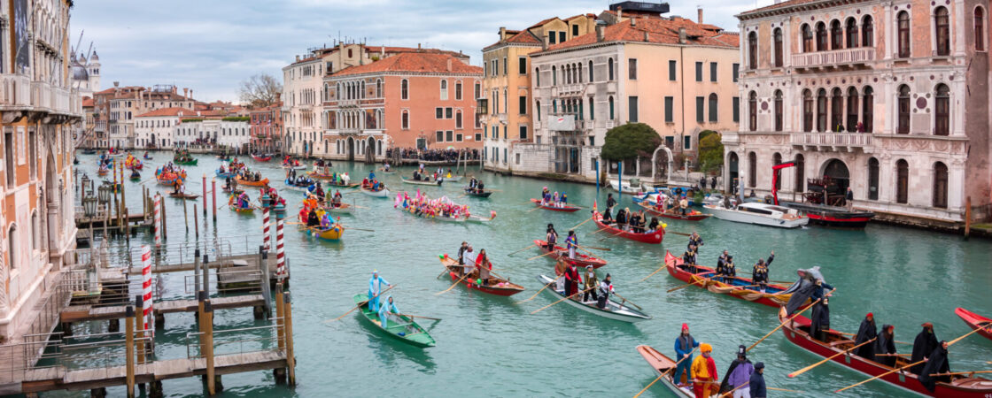 Scopri Le Più Grandiose Feste di Carnevale D'Italia