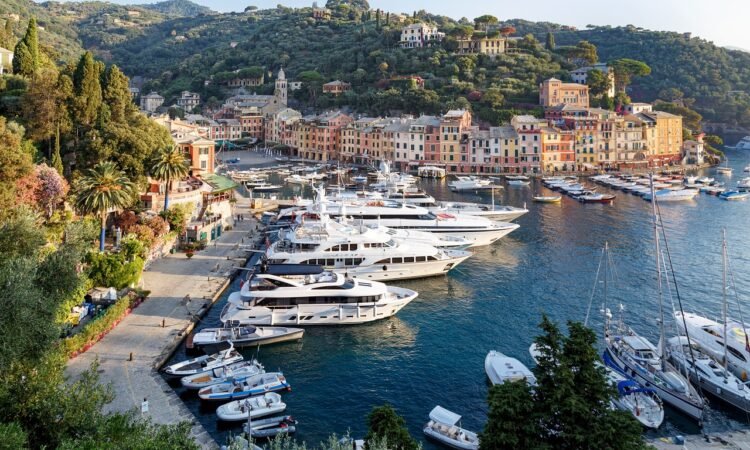 Vacanze in barca in Italia: 5 itinerari spettacolari