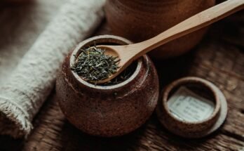 Tè: origine, tipologie e diffusione della bevanda