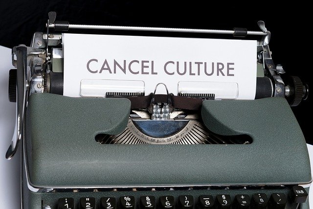 Cancel culture: cos’è, flop e sviluppi recenti.