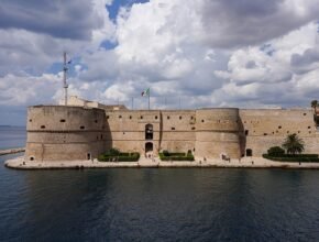 La storia del Castello Aragonese (Taranto): tra cultura e bellezza