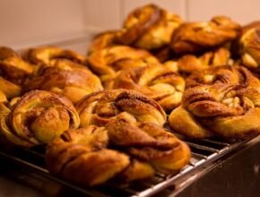 La ricetta dei kanelbullar, i famosi dolci del Nord Europa