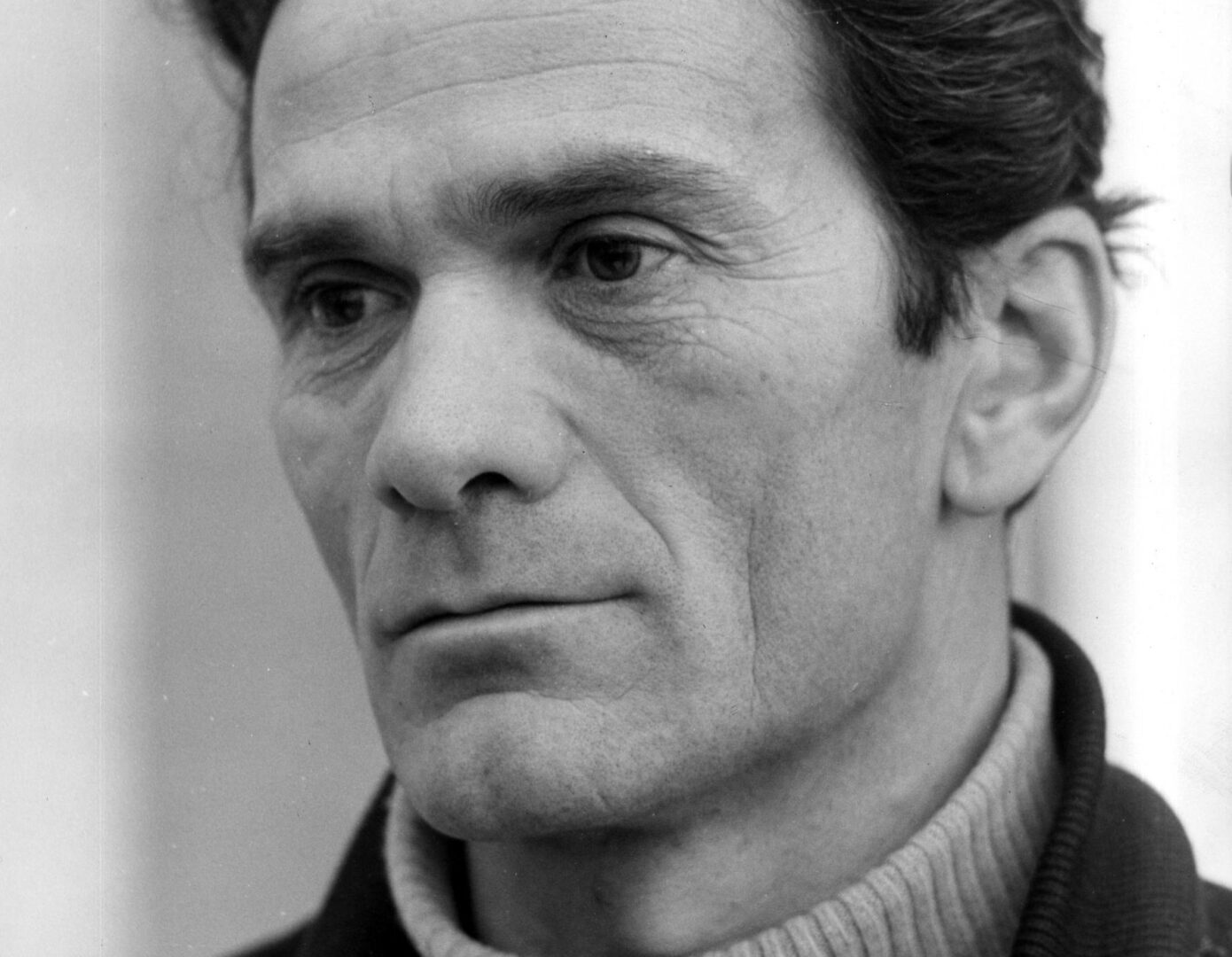 Poesie di Pier Paolo Pasolini: le 5 più belle con testo e analisi