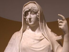 La dea Estia, patrona della casa e del focolare