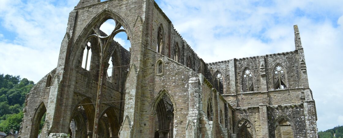 Monasteri abbandonati: i 7 più famosi e le loro caratteristiche