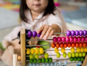 Maria Montessori e il sistema educativo Montessori