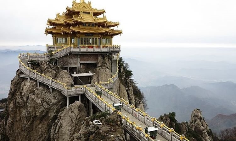 Il Monte Laojun: un luogo sacro per il Taoismo