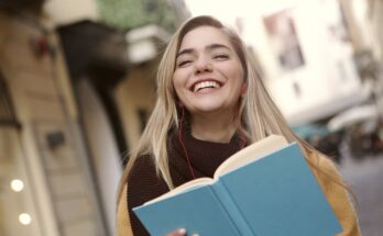 Viaggiare attraverso la letteratura: destinazioni italiane ispirate ai libri