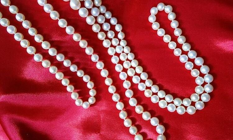 Le perle Akoya: la differenza tra le perle cinesi e quelle giapponesi
