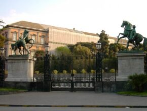 I cavalli russi a Napoli: la storia del dono dello zar