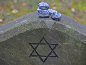 Qual è la differenza tra Olocausto e Shoah?