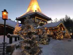 Dove vive Babbo Natale? Le 3 ipotesi più chiacchierate