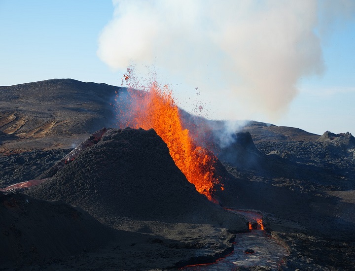 Che cos’è un vulcano, caratteristiche principali e tipologie