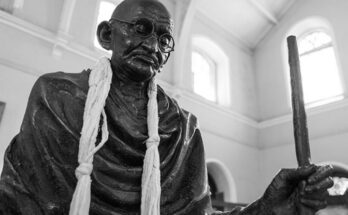 30 gennaio 1948: Mahatma Gandhi viene ucciso da un estremista indù