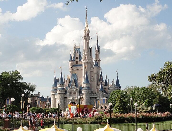 Riapertura del Disneyland Hotel: una fiaba a 5 stelle
