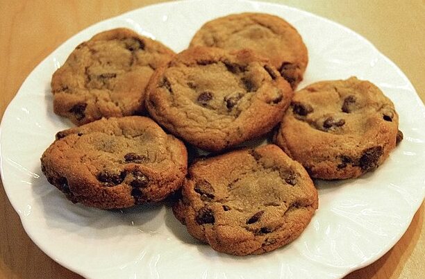 Biscotti con le gocce di cioccolato (fonte: Wikimedia Commons)