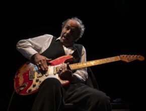 Play Viviani di Tonino Taiuti