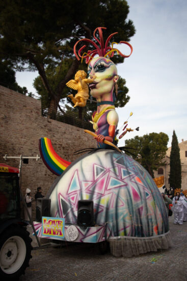 Carnevale di Fano 2024 il Carnevale più antico e dolce che ci sia